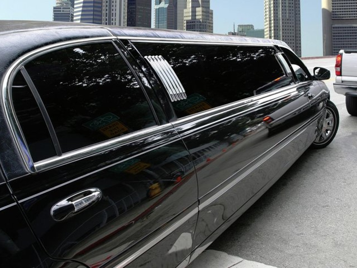 Limousines Rides Tour (4)