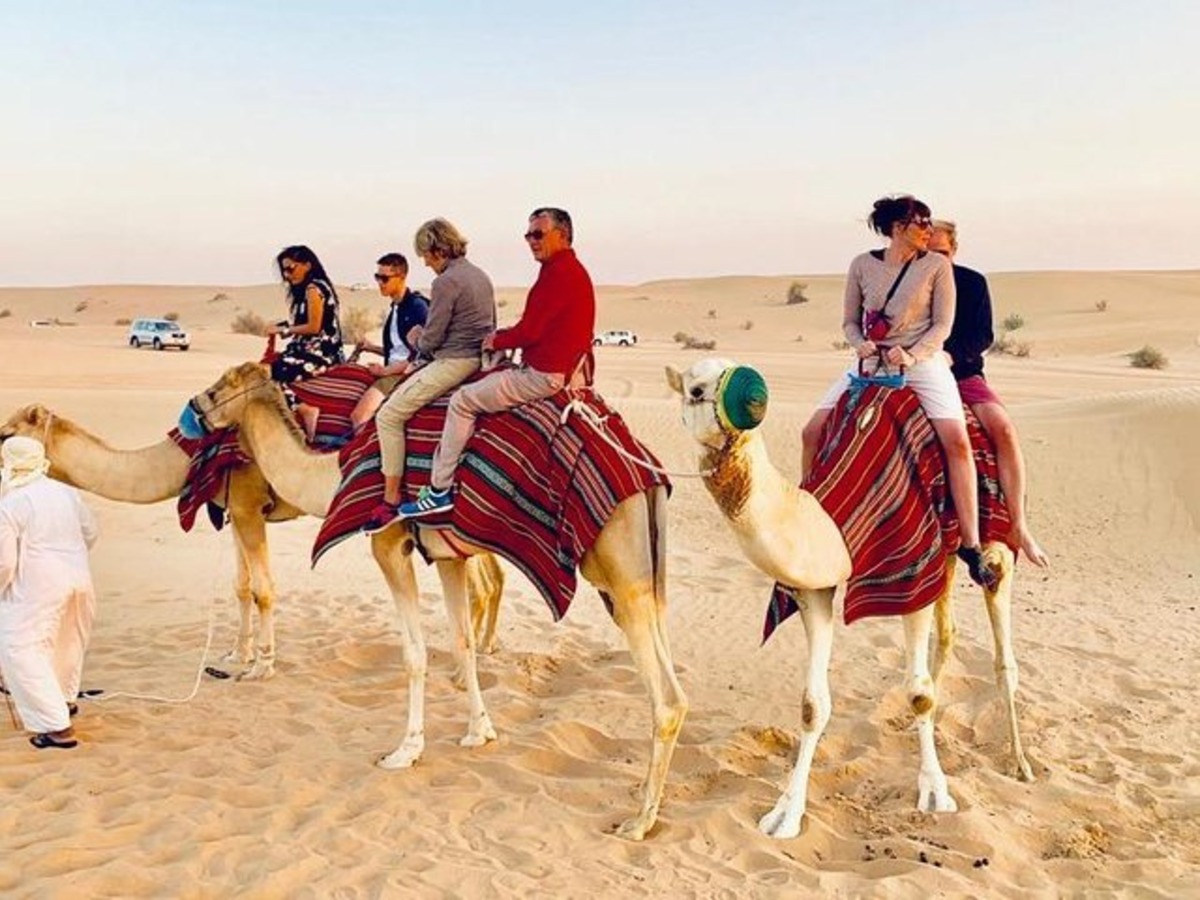 morning-dubai-desert-safari-camel-rides-3